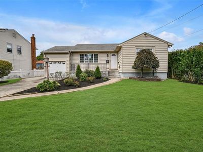 1191 Midland Street, Uniondale, NY, 11553