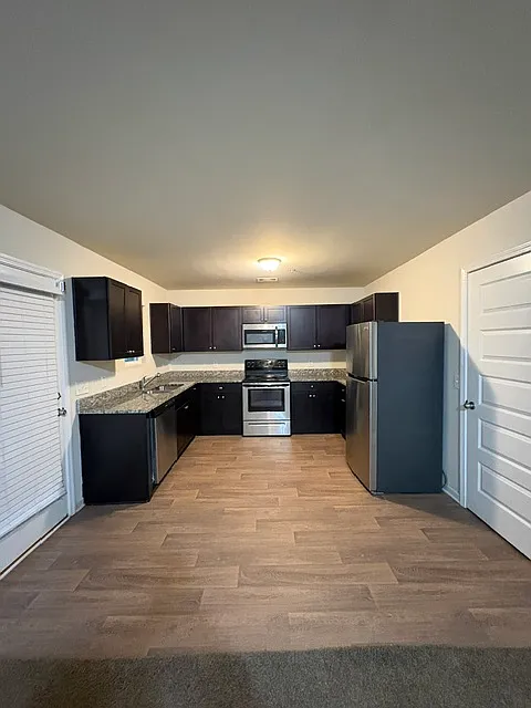 661 Carlton Pointe Drive - 1 — Photo 2