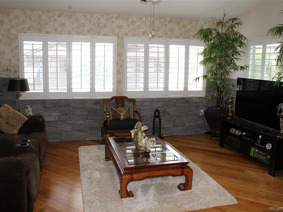 1st image of 92-1471 Aliinui Dr APT A