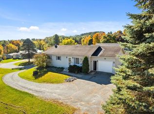 274 Scottsdale Road, Newport City, VT 05855