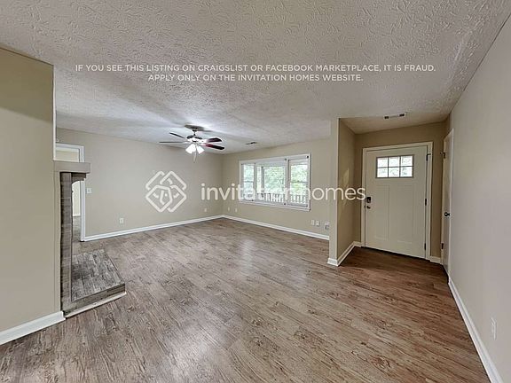 5th image of 4433 Wallace Cir