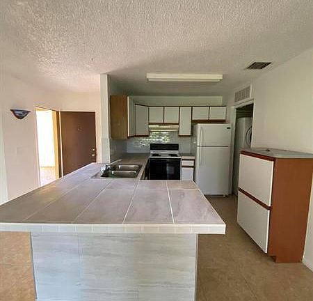4th image of 2050 Oleander Blvd APT 8-102