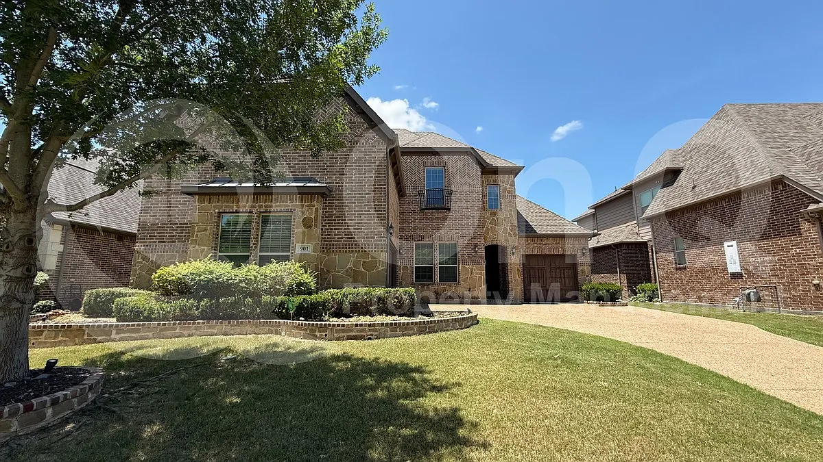 4 bed, 3.0 bath, 3606 sqft, $3,750 — Photo 2