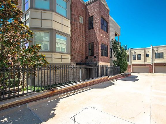 3rd image of 221 N Geary Ave