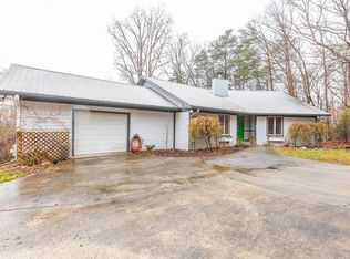 8668 State Hwy #136, Chickamauga, GA 30707