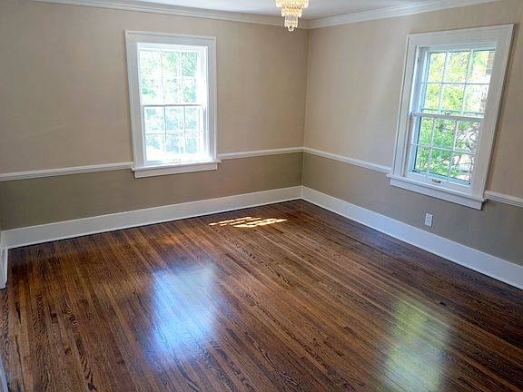 5th image of 307 S 51st Ave