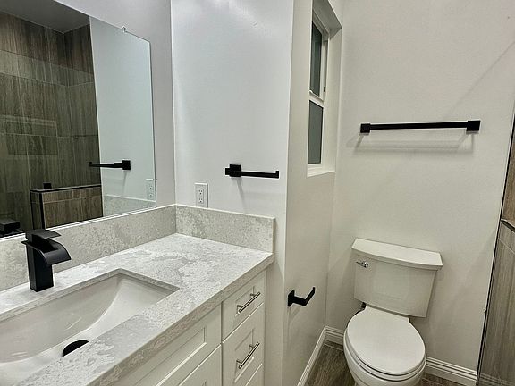 5th image of 1647 W 11th St APT 110