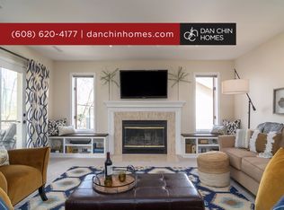 6112 Rivercrest Dr, Mc Farland, WI 53558