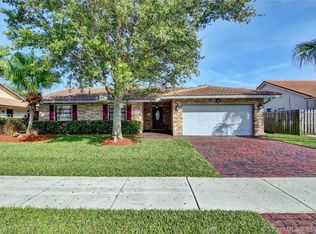 7451 NW 23rd St, Margate, FL 33063