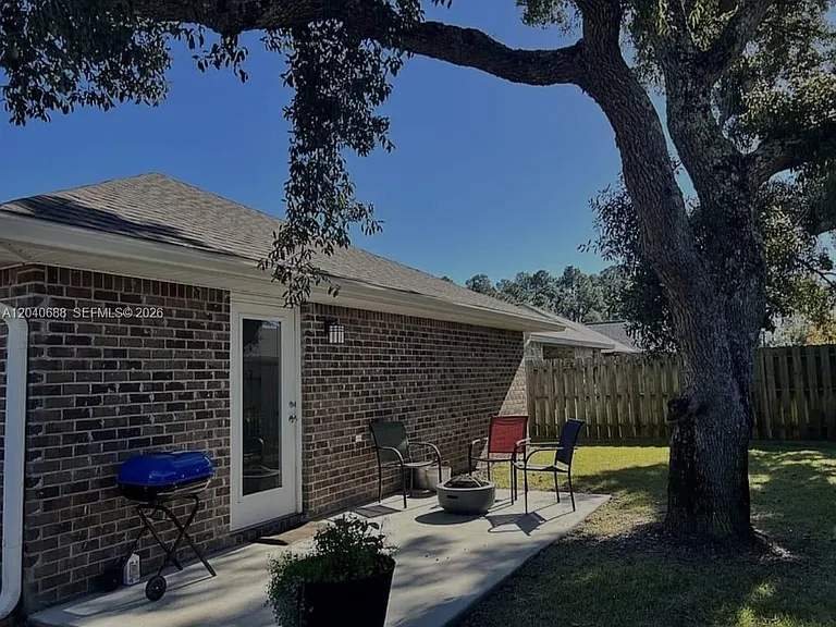 12318 Pinfish Rd — Photo 15
