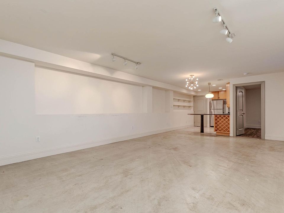 1st image of 4448 Olive St #2G