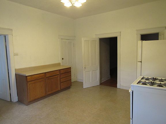 3rd image of 514 Harrison St APT 2