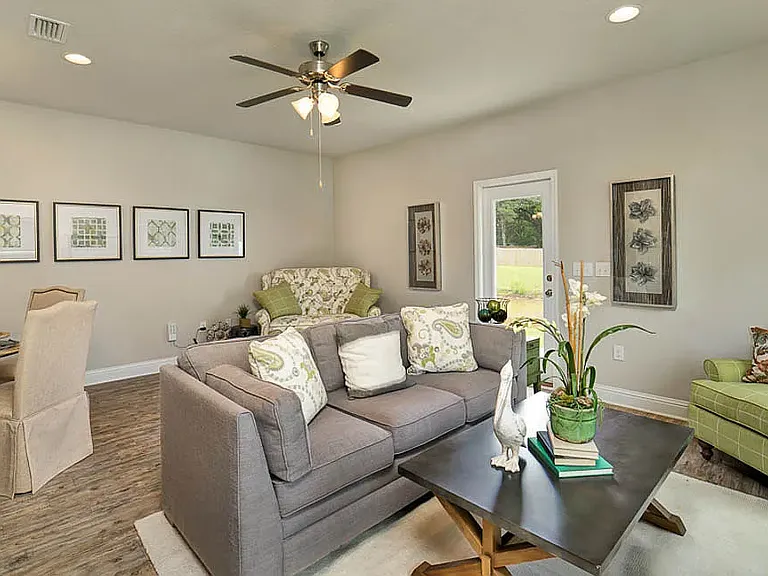 109 Harmony Falls Ln — Photo 8
