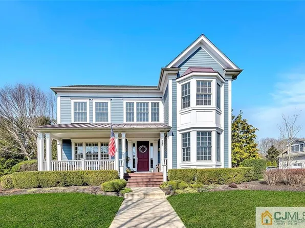 28 Liedtke Dr, Cranbury, NJ 08512