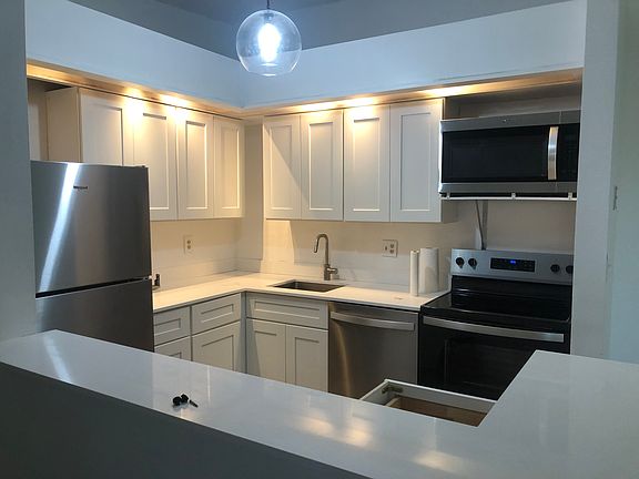 5th image of 9624 S Belfort Cir #Ji-202