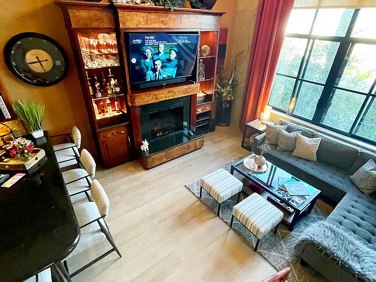 334 Santana Row #1 — Photo 18