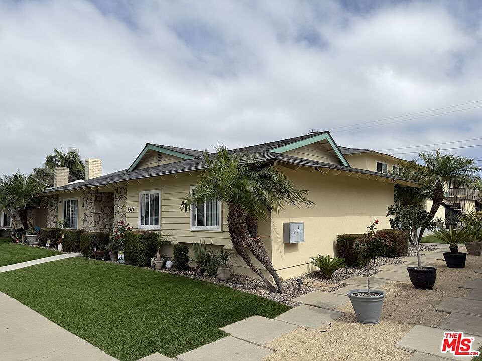 1st image of 7571 Amazon Dr
