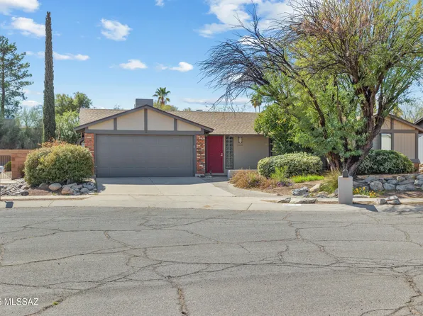 10044 E Hawthorne St, Tucson, AZ 85748