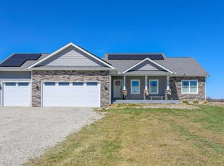 6925 Hough Rd, Almont, MI 48003