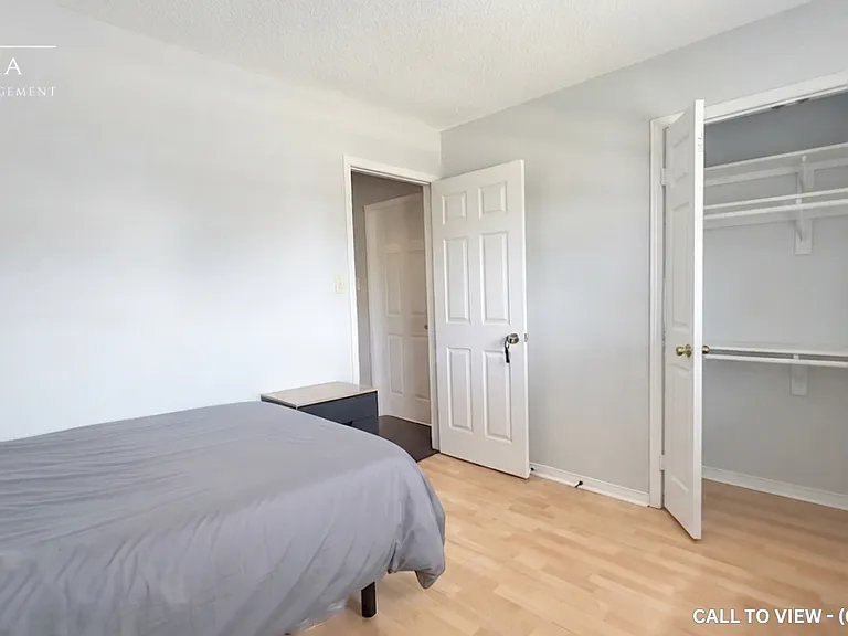18 Gaslight Cres #1 — Photo 16