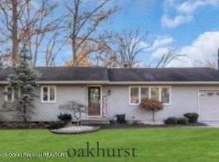 128 Whale Pond Rd, Oakhurst, NJ 07755