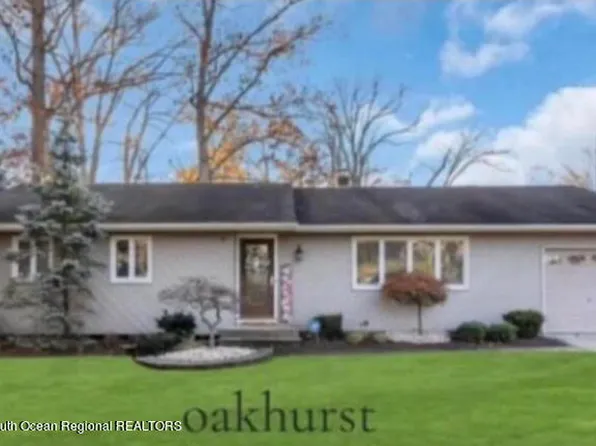 128 Whale Pond Rd, Oakhurst, NJ 07755