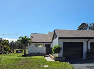 9352 Wedgewood Ln #A1, Tamarac, FL 33321