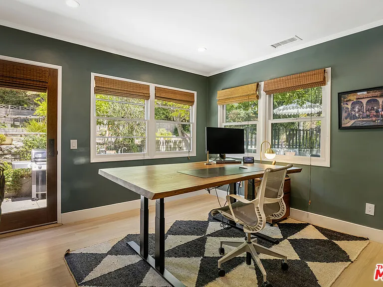 5749 Valley Oak Dr — Photo 19