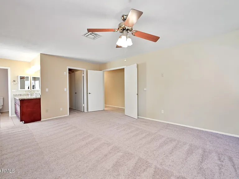 6830 E Paradise Ln — Photo 19