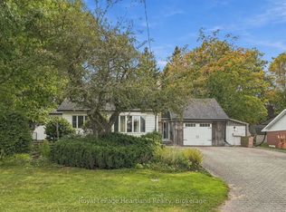 156 Queen St S, Minto, ON N0G1Z0