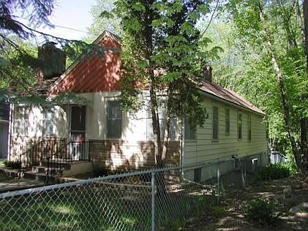 Deep house - 1501 sq ft