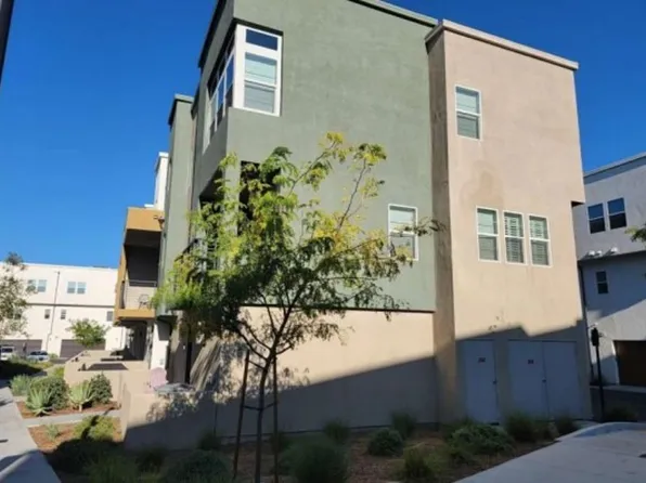 27068 Deer Way, Valencia, CA 91381