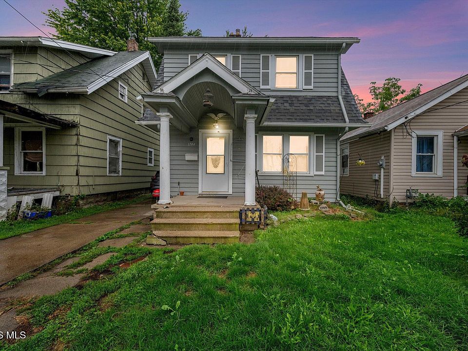 1st image of 1744 Duncan Rd
