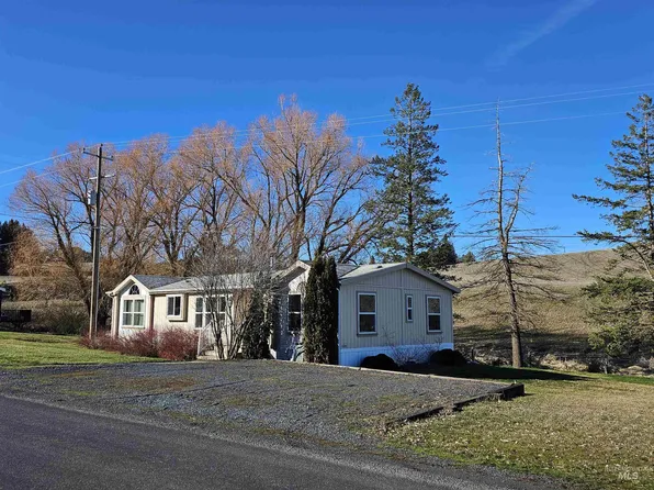 4325 Lenville Rd Trlr 11, Moscow, ID 83843