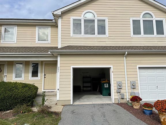 front of townhome, single car garage with plenty of storage