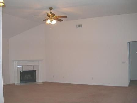 Very Spacious Living Room