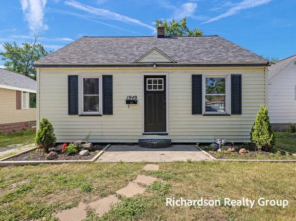 1949 Letart Ave, Muskegon, MI 49441