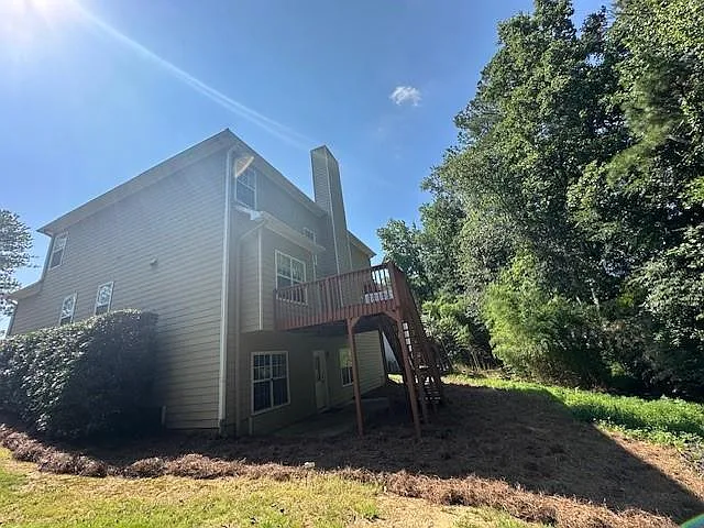 145 Glenside Ln — Photo 2