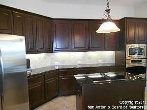 3rd image of 830 Artisan Way