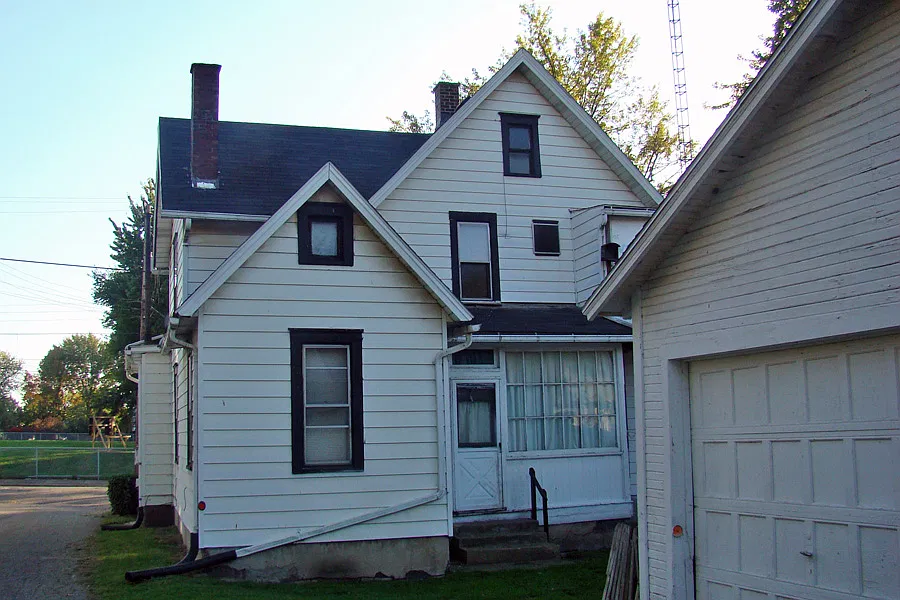 Building Photo 3