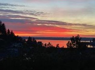 9922 Lake Washington Blvd NE APT 8, Bellevue, WA 98004