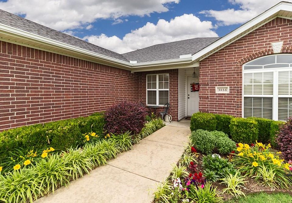 1st image of 3858 W Mahogany Dr