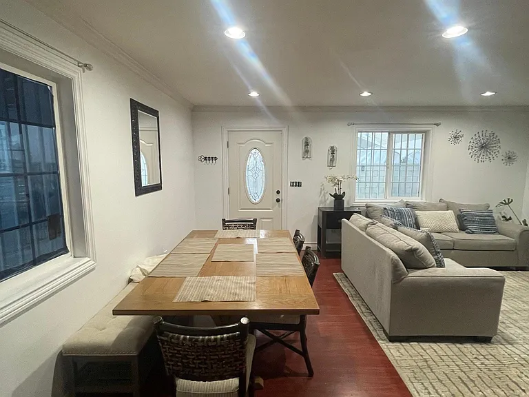 4228 Brighton Ave — Photo 8