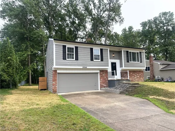 26946 Southwood Ln, Olmsted Township, OH 44138