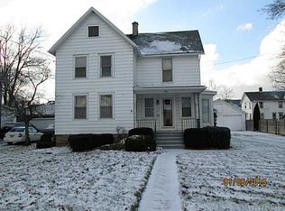 708 Gwinn St, Medina, NY 14103