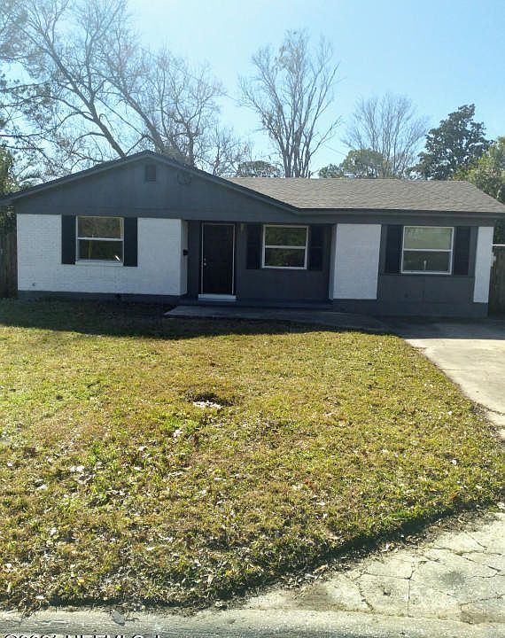 1st image of 7412 White Alder Dr