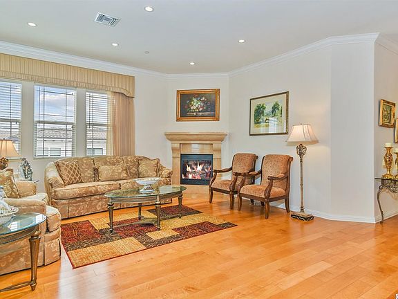5th image of 333 Milford St