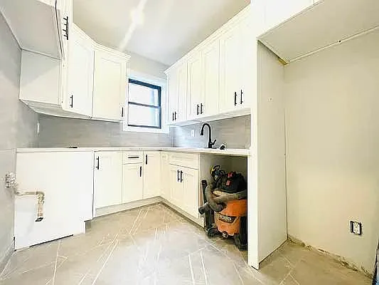 Rented by GROOME REALTY LLC | media 3