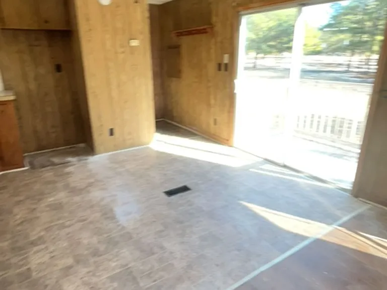 1412 Wells Rd — Photo 7