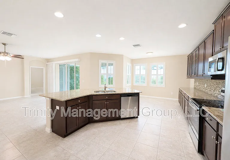 10383 Machrihanish Cir — Photo 8